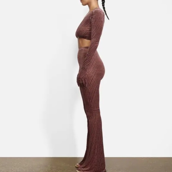 NWT SKIMS Chestnut Velvet Logo Glove Crop Top Size XXS - Picture 3 of 9